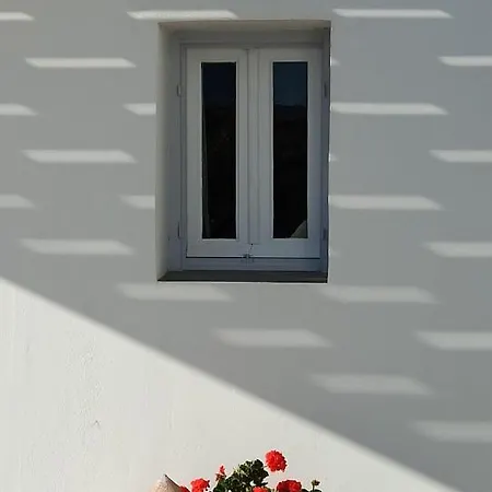 بيت للعطل Anatoli - Traditional Little House!!! Mandrakia